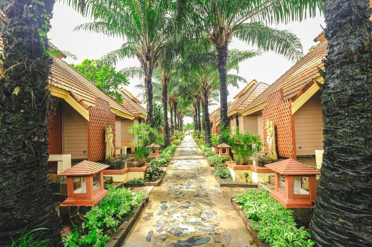 Spm Residence Resort & Spa Si Racha Exteriör bild