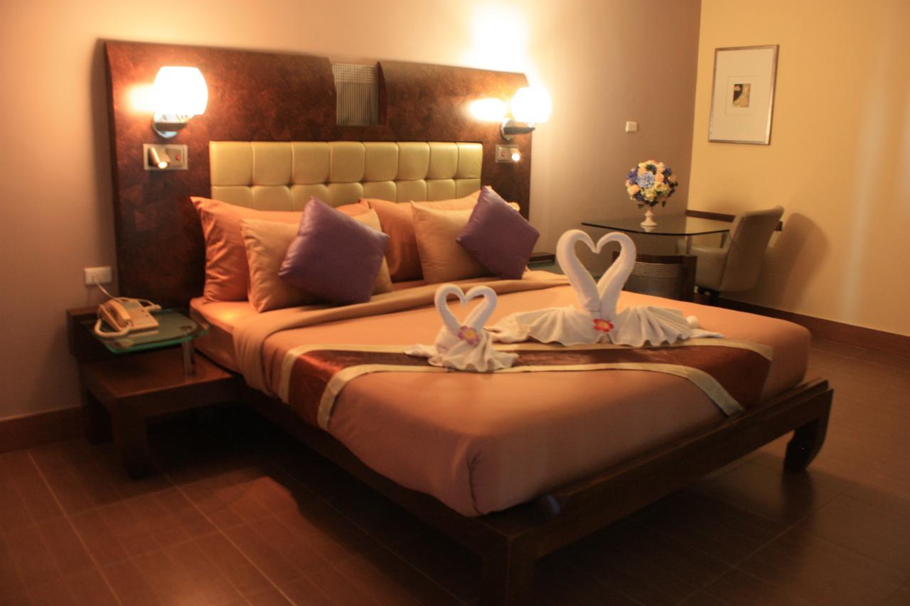 Spm Residence Resort & Spa Si Racha Exteriör bild